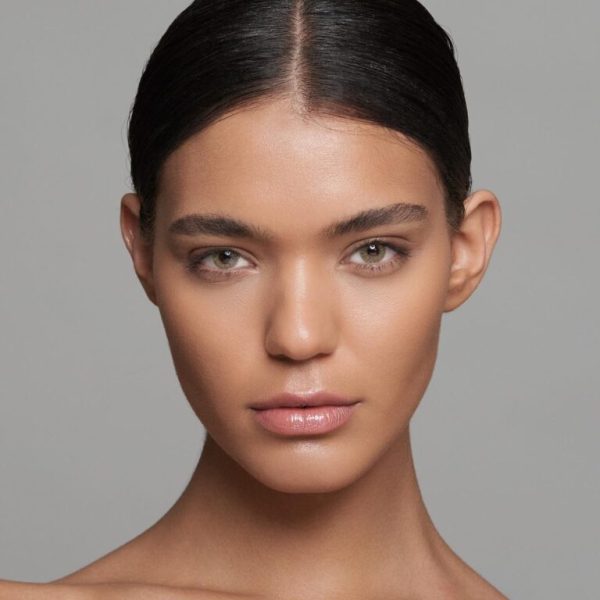 עדשות מגע צבעוניות חצי שנתיות || בצבע ליים || Lime 6 months